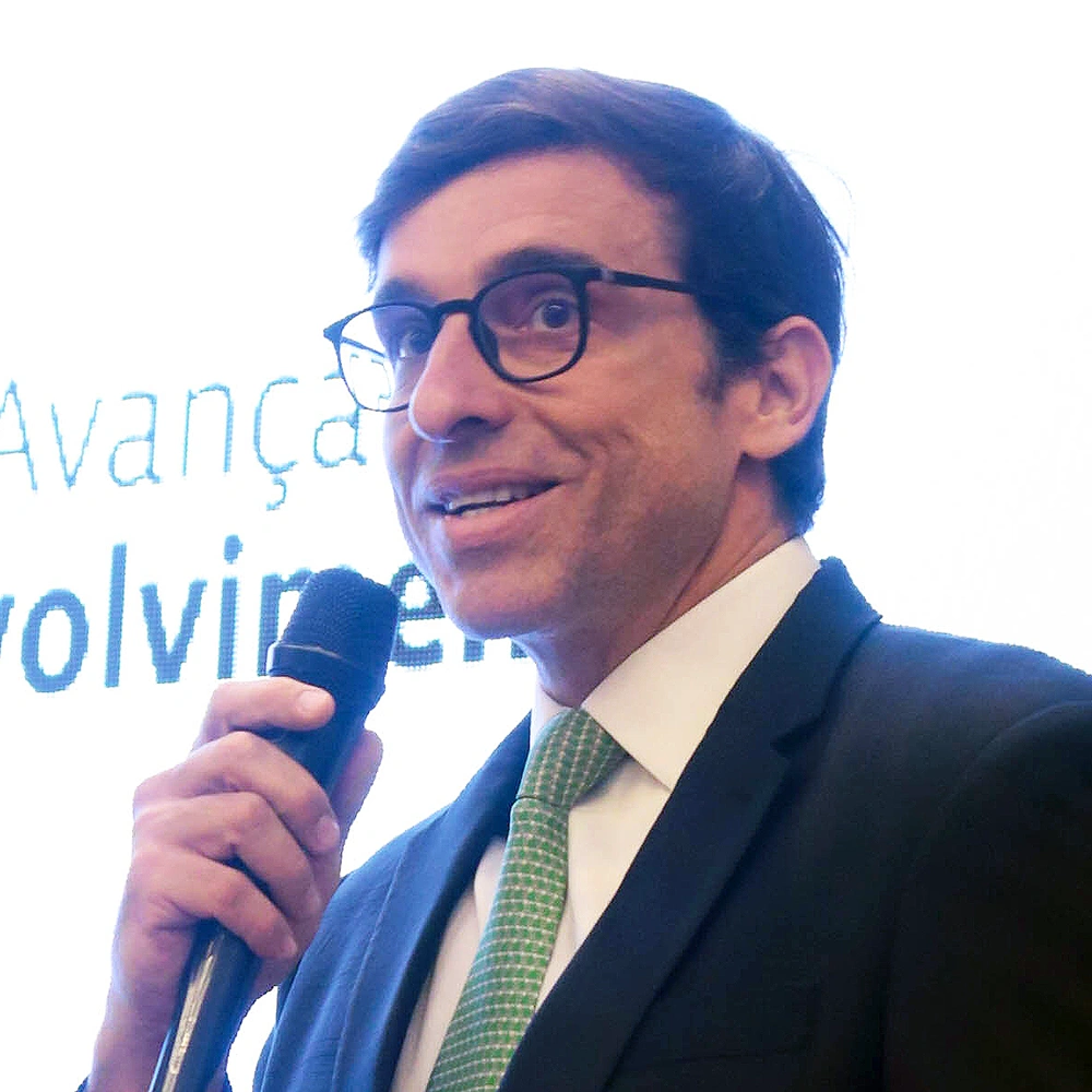 Professor(a) Raphael Einsfeld (SP)